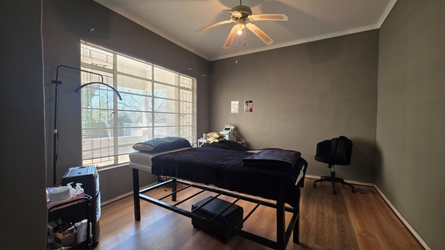 2 Bedroom Property for Sale in Flamwood North West